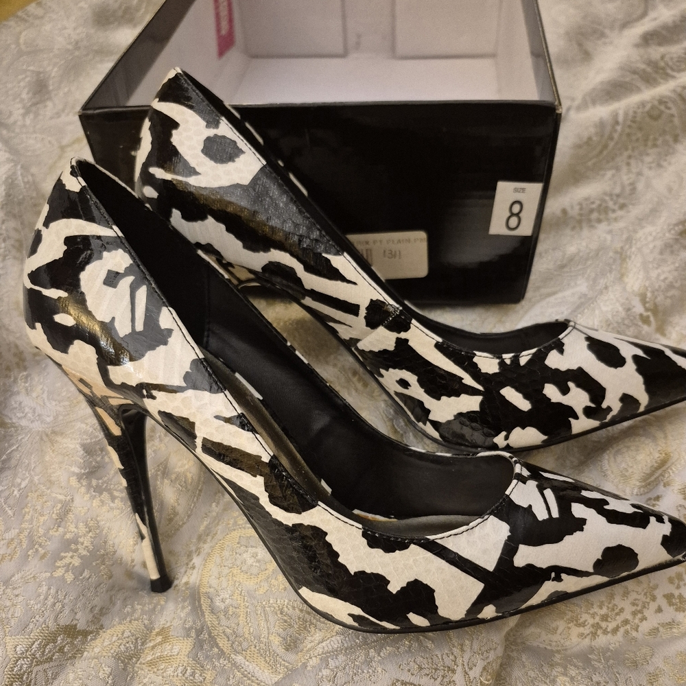 Stylish Black and White Women's Heels